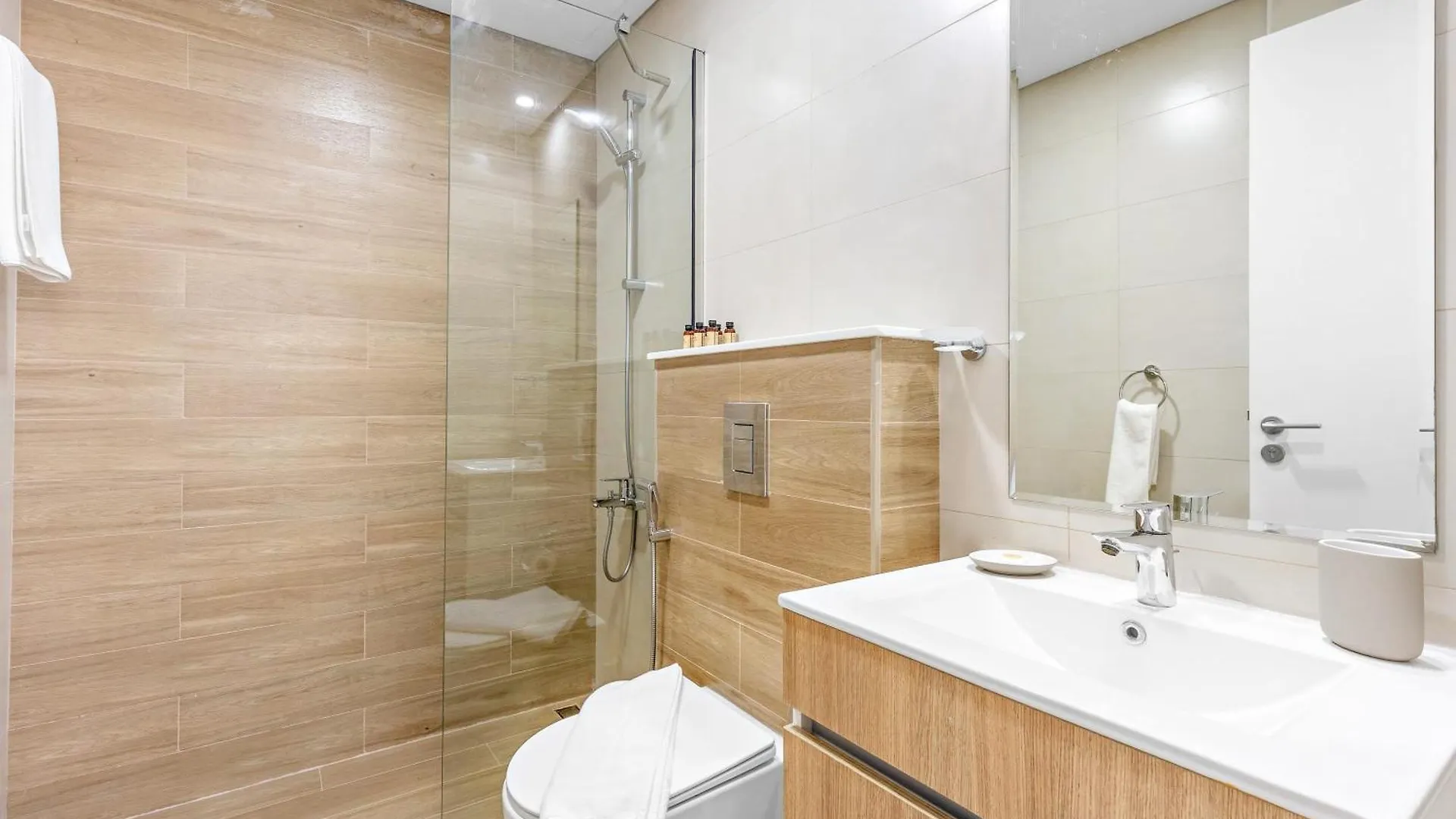 Silkhaus Modern 1Bdr In Oasis Near Masdar City Park 阿布扎比 公寓